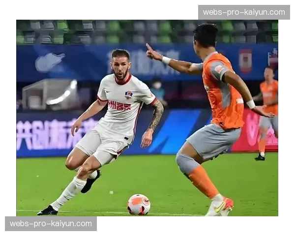 深圳新鹏城0-0梅州客家，平淡比分下两队合计高强度跑距离创赛季纪录