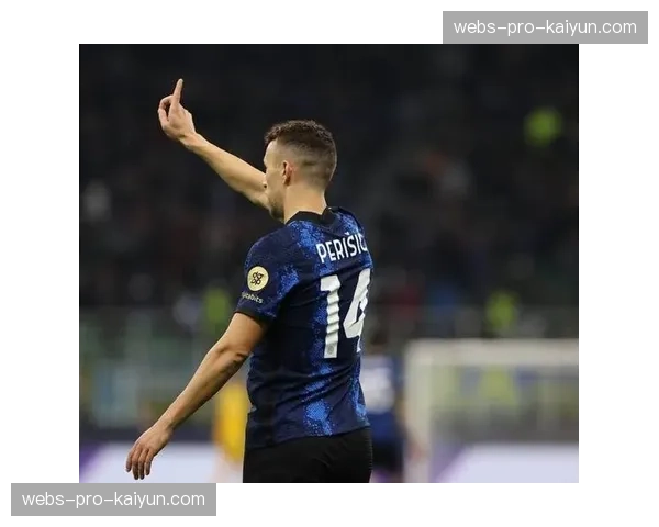 幕后功臣:剖析那不勒斯定位球教练的战术手册 幕后功臣:剖析那不勒斯定位球教练的战术手册